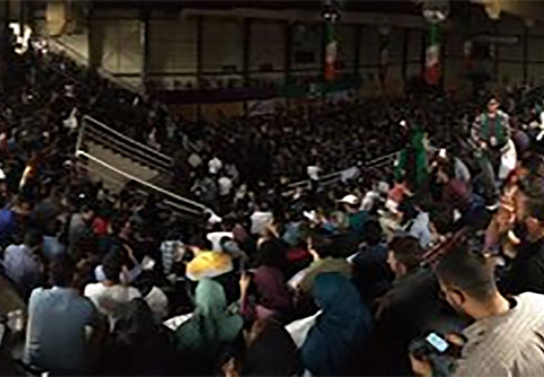 قطع برق سالن همایش ستاد جوانان روحانی