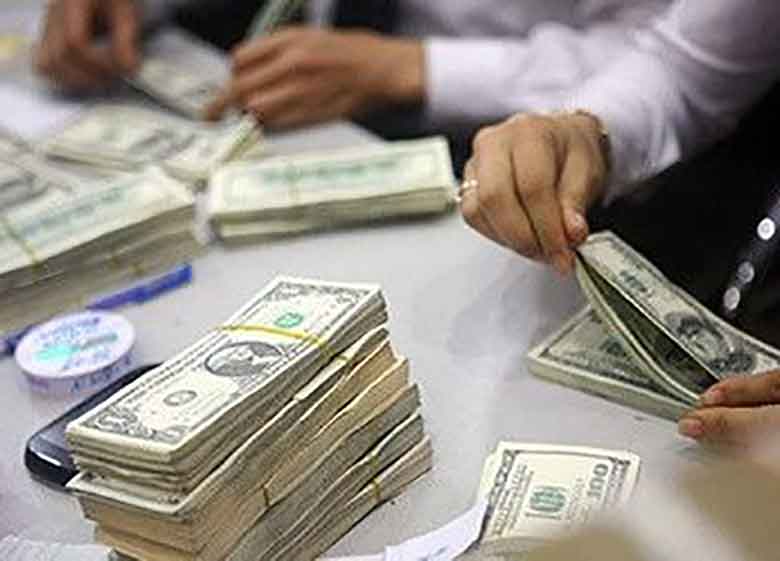 توصیه معاملهگران بازار ارز به سرمایهگذارن