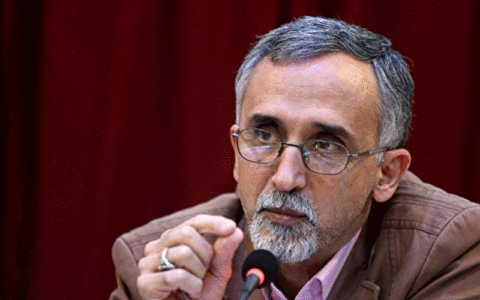 عضو شورای مشورتی خاتمی