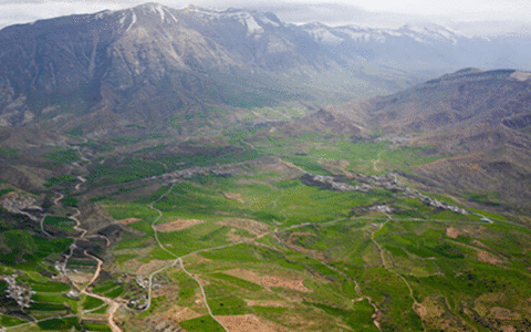 بررسی مخاطرات زمین