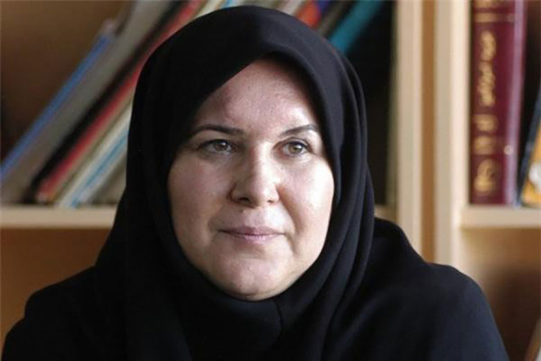 نویسنده مسلمان باید حداقل یک اثر درباره پیامبر اسلام(ص) بنویسد