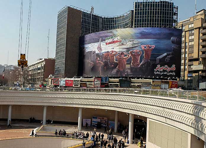 میدانهای زیرزمینی تهران جان مردم را تهدید میکنند/ بیتوجه به فرونشست زمین طراحی شدند