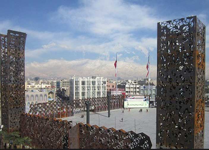 میدانهای زیرزمینی تهران جان مردم را تهدید میکنند/ بیتوجه به فرونشست زمین طراحی شدند