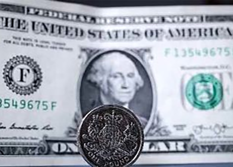 کاهش دلار آمریکا به پایین ترین سطح در یکسال گذشته