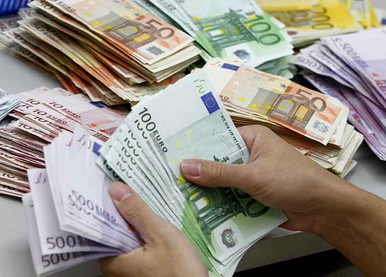 قیمت دلار و دیگر ارزهای پرمتقاضی امروز چهارشنبه 8 شهریور