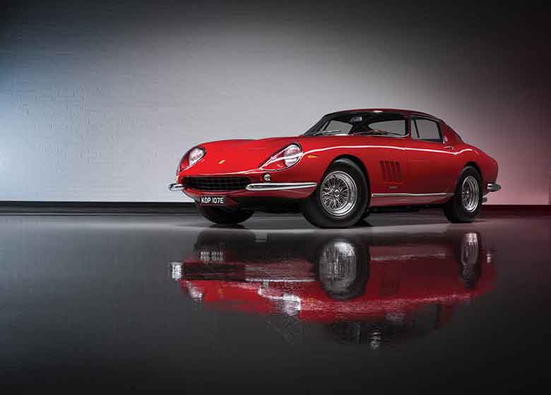 حراج مجموعهای بینظیر از خودروهای فراری