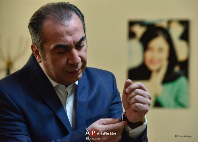 کمدی محافظهکار: نگاهی دوباره به معضلات روزانه اجتماع