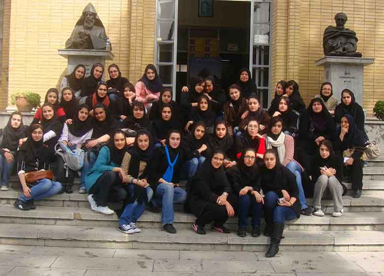 مدیر سازمان دانش آموزی استان هرمزگان استعفا داد/ اردوهای دانش آموزی معلق شد