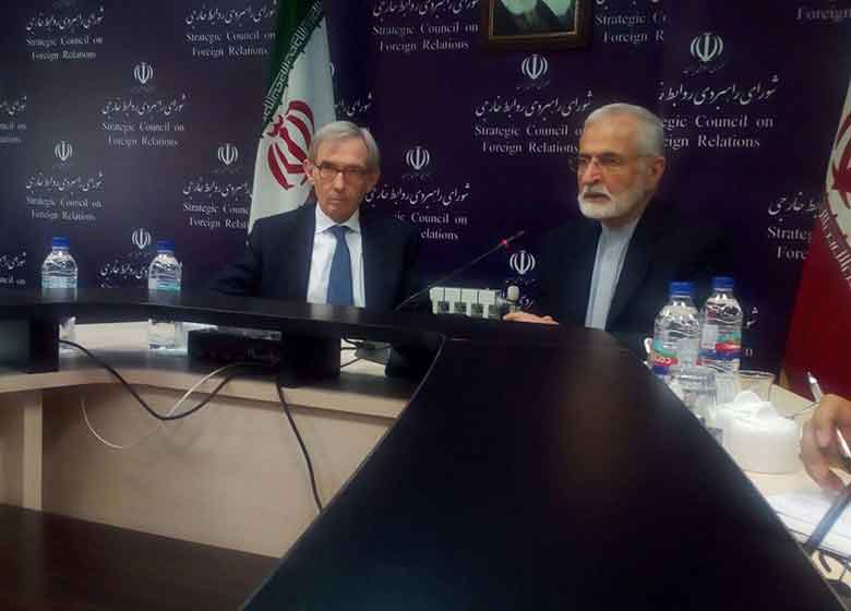 خرازی:برای سناریوهای مختلف درمورد برجام آمادگی داریم / در مسایل امنیتی و دفاعی گامی به عقب برنمی داریم