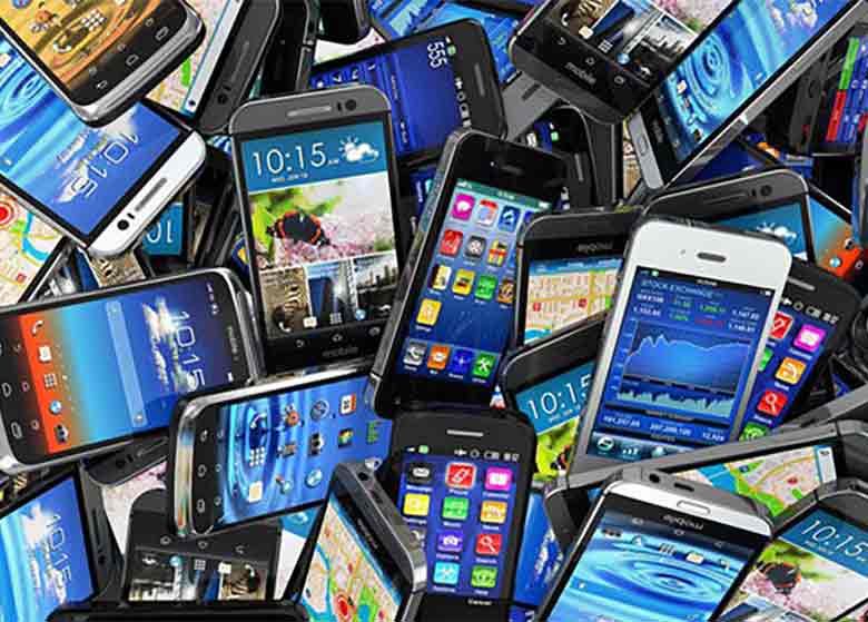 دستگیری قاچاقچی موبایل در ترمینال شرق