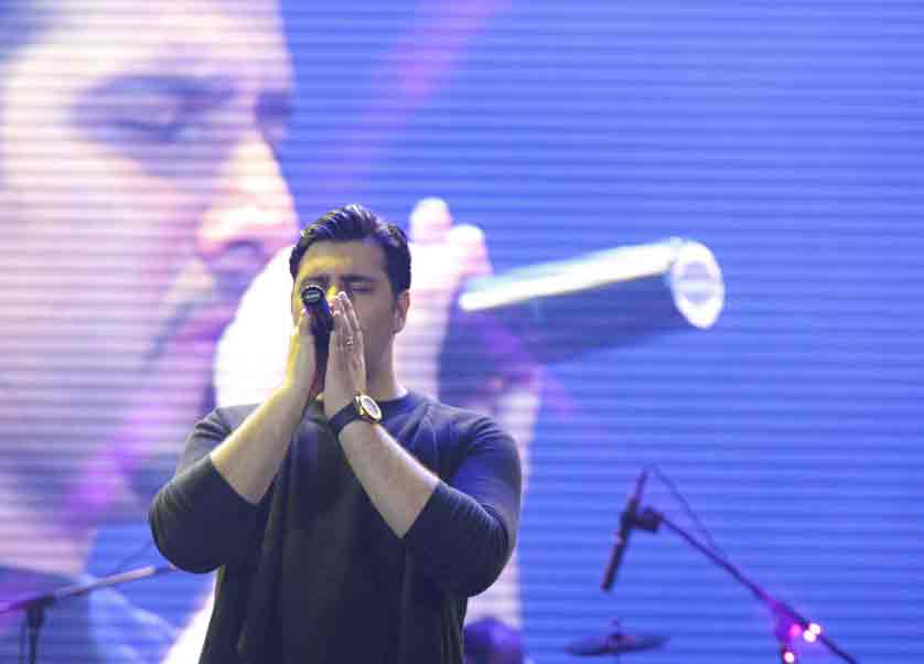 کنسرت خواننده های معروف درروزهای پایانی تابستان/عکس