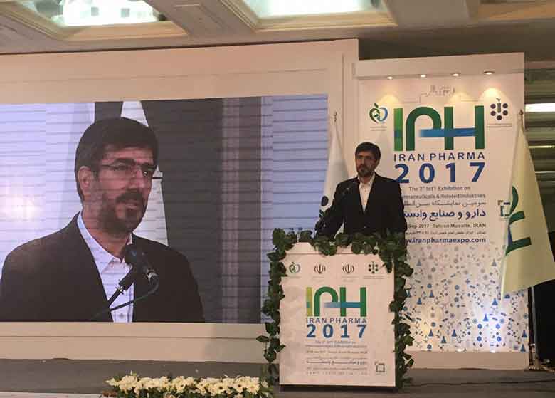 دیناروند: مشکل نقدینگی، بزرگترین چالش صنعت داروسازی کشور است