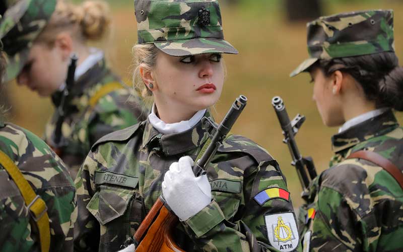 دیدنیهای امروز دوشنبه ۸ آبانماه