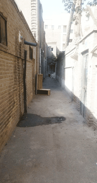 غصبِ خانه پروین اعتصامی/ کلنگها آمادهی تخریب