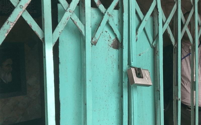 شهروندان و اهالی رسانه در متروی مصلی حبس شدند