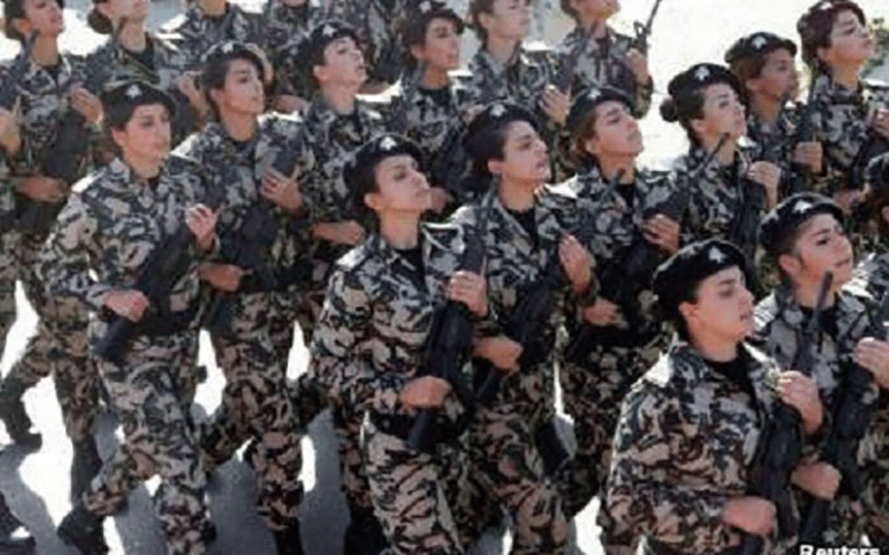 تصویری از رژه زنان ارتش لبنان