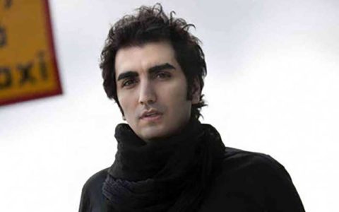 فیلم/ روایت حافظ ناظری از ویرانه های به جا مانده از زلزله سرپل ذهاب
