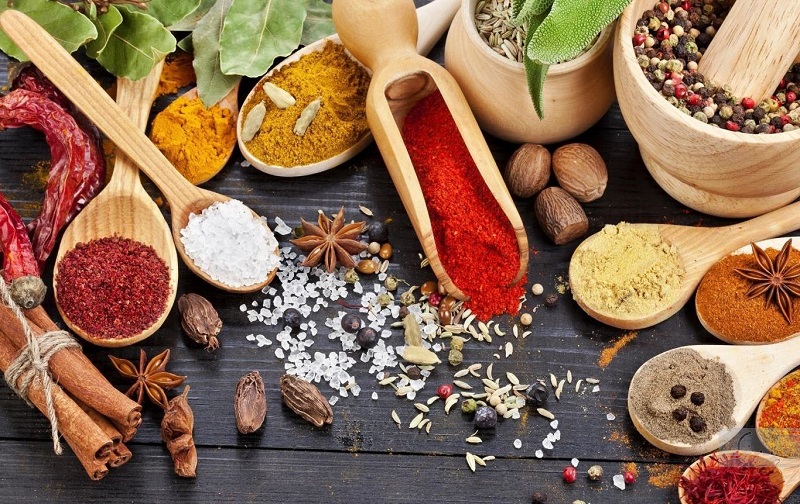 تغییر فرهنگ غذایی در زندگی امروز ایرانی ها و نادیده گرفتن خاصیت دارویی ادویه ها