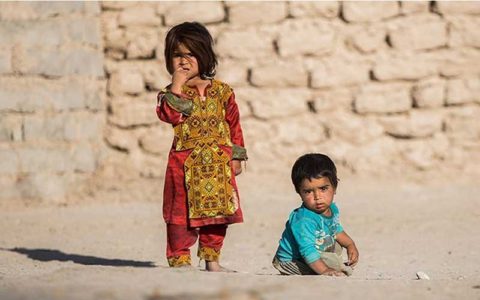 (تصاویر) کودکان زاهدان به‌وقت محرومیت