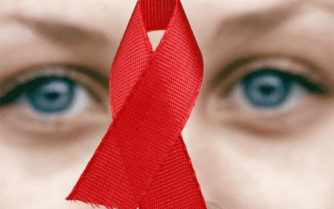 غیرفعال کردن ویروس HIV در ۹۰ درصد مبتلایان تا سال۲۰۲۰ /پیشبینی وجود۶۰ هزارمبتلا 1 غیرفعال کردن ویروس HIV در ۹۰ درصد مبتلایان تا سال۲۰۲۰ /پیشبینی وجود۶۰ هزارمبتلا