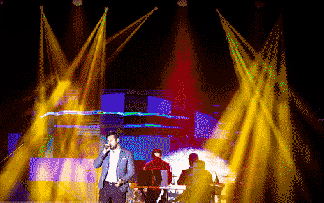 خواجه امیری دراصفهان روی صحنه رفت