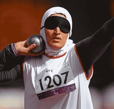 دختر قهرمان المپیکی، که ترشی میفروشد