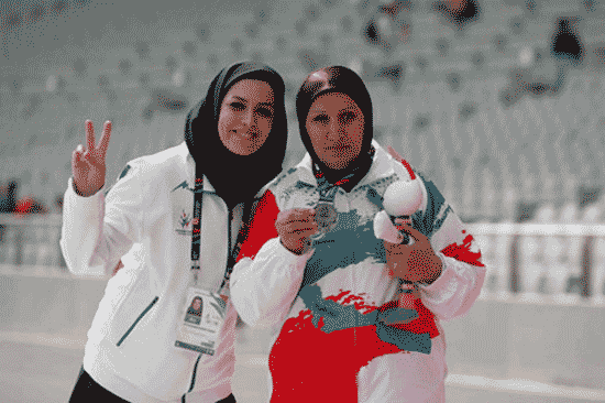 دختر قهرمان المپیکی، که ترشی میفروشد