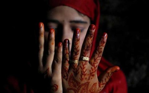 (تصاویر) ازدواج “صدام حسین” در پناهگاه آوارگان