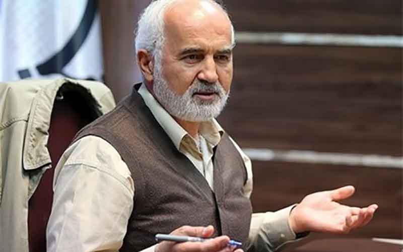 دفاع احمد توکلی از علم الهدی تجمعات اعتراضی مشهد؛ مگر مردم حق ندارند خواستار عزل رئیس جمهور شوند