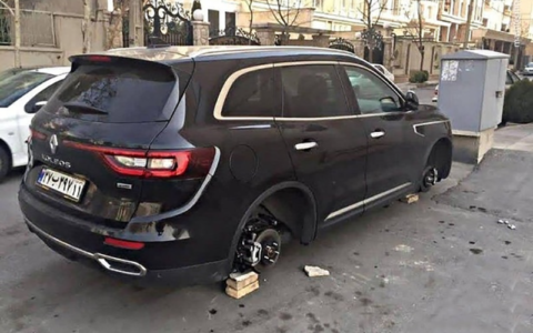 سرقت لاستیک خودروهای لوکس در تهران