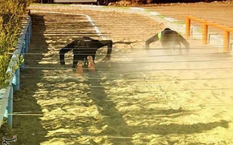 تصاویری از مسابقات داخلی سپاه؛ از پرتاب نارنجک تا دو با مانع