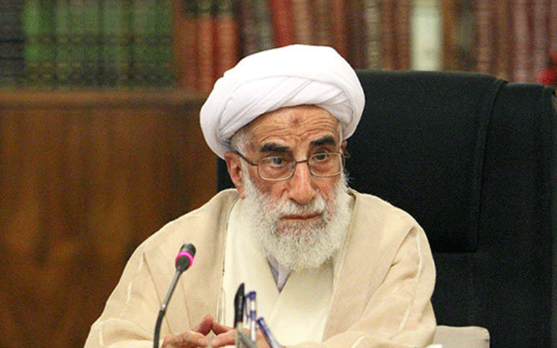 آیتالله جنتی: از مسئولان، انتظار تلاش مضاعف برای حل مشکلات مردم داریم