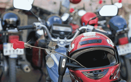 خرید کلاه ایمنی و کتاب به جای حبس در زندان