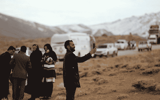 حضور سلفیبگیران در منطقه سقوط هواپیما