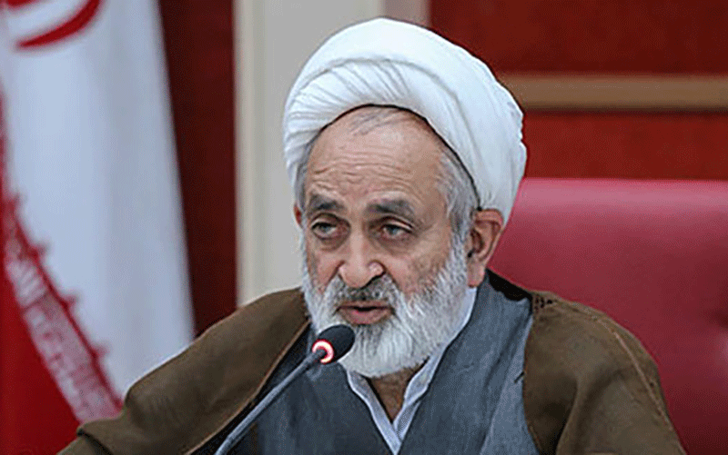 انتقاد روزنامه اصولگرا از عضو جامعه روحانیت مبارز: دارید از احمدی نژاد دنباله روی می کنید