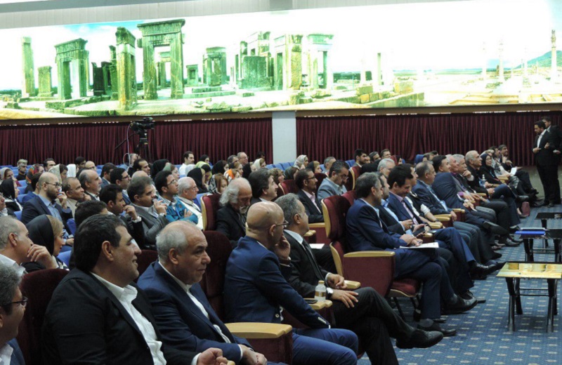 نخستین همایش بین المللی حلال در کازمتیک برگزار شد