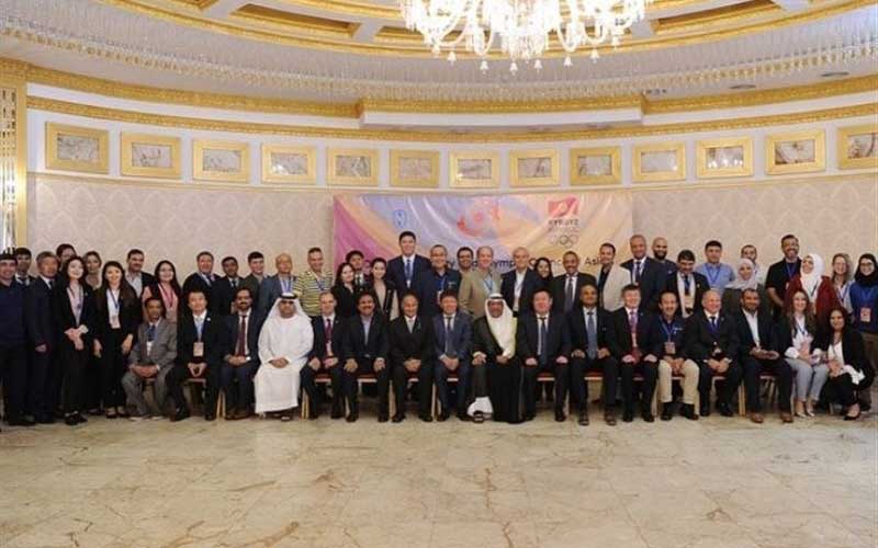 حضور سجادی در نشست شیخ احمد با سرپرستان ۱۹ کاروان اعزامی به بازیهای آسیایی