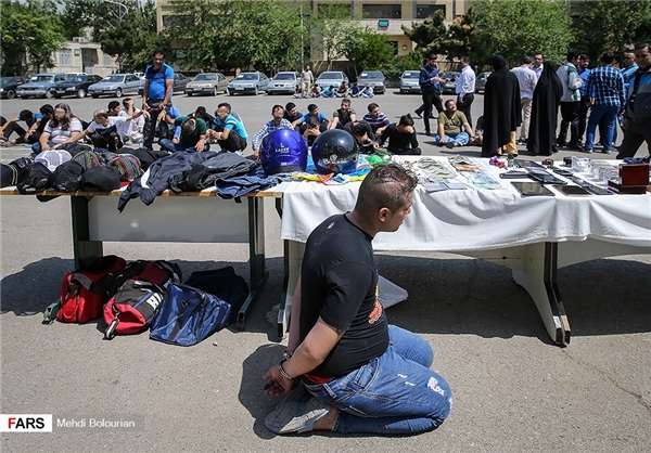 از دستگیری سارقی با شاکیان خارجی تا زنی که دست راست باند سرقت شد