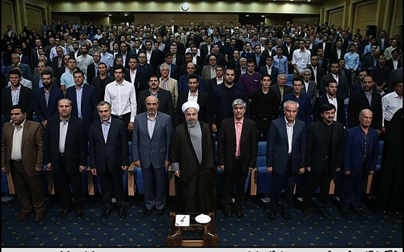 کدام هنرمندان به ضیافت افطاری روحانی رفتند؟