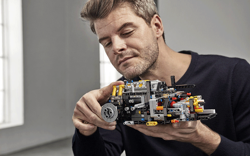 مراحل ساخت بوگاتی شیرون با لگو