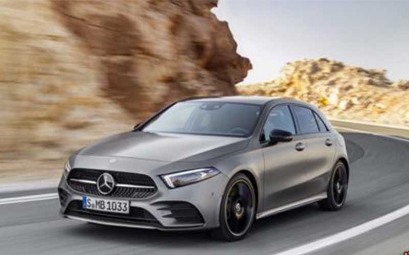 نیمکت ذخیره های مرسدس بنز