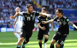 2584