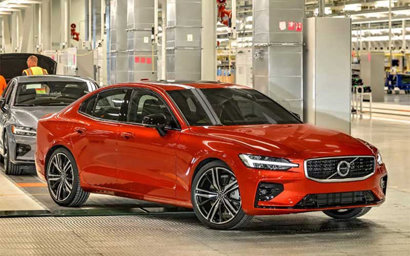 نگرانی دایملر و ولوو از اعمال تعرفه جدید بر واردات خودرو در امریکا