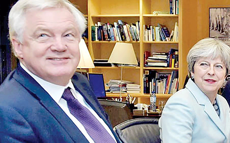 بحران دوباره به دولت «ترزا می» بازگشت