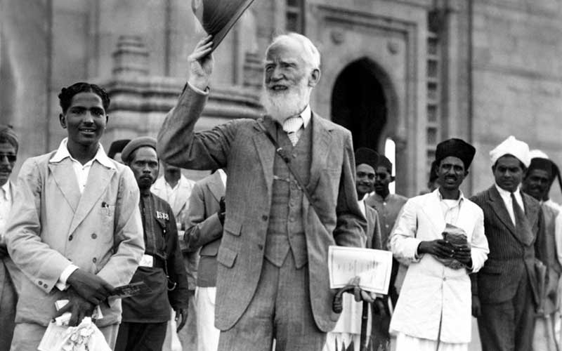 تصاویر سیاه و سفید روزگار قدیم: از تولد فرزند سوفیا لورن تا ژنرال آدمکش ویتنام