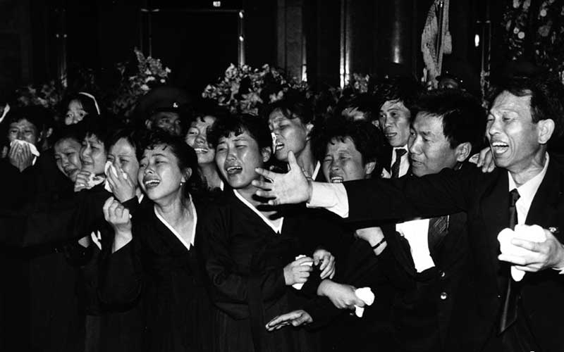 تصاویر سیاه و سفید روزگار قدیم: از تولد فرزند سوفیا لورن تا ژنرال آدمکش ویتنام