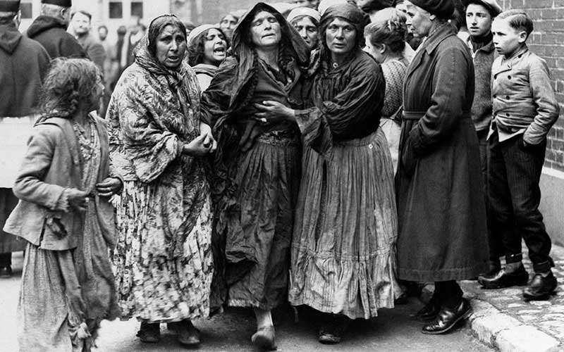 تصاویر سیاه و سفید روزگار قدیم: از تولد فرزند سوفیا لورن تا ژنرال آدمکش ویتنام