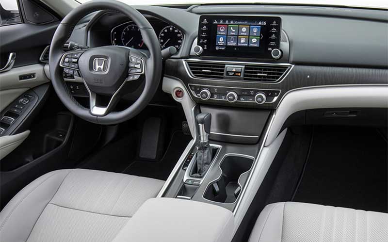 نگاه عمیق به هوندا آکورد هیبرید ۲۰۱۸