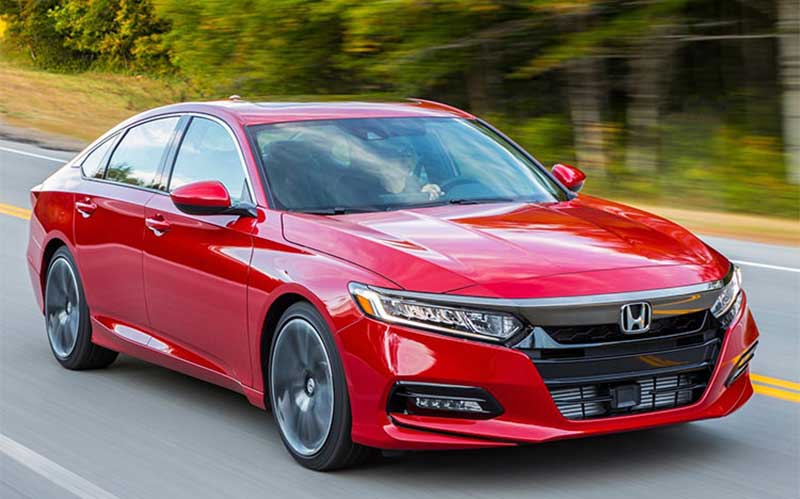 نگاه عمیق به هوندا آکورد هیبرید ۲۰۱۸