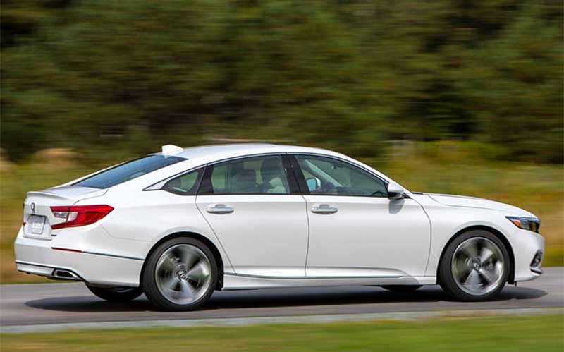 نگاه عمیق به هوندا آکورد هیبرید ۲۰۱۸